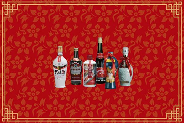 高价求购：港口镇回收白酒